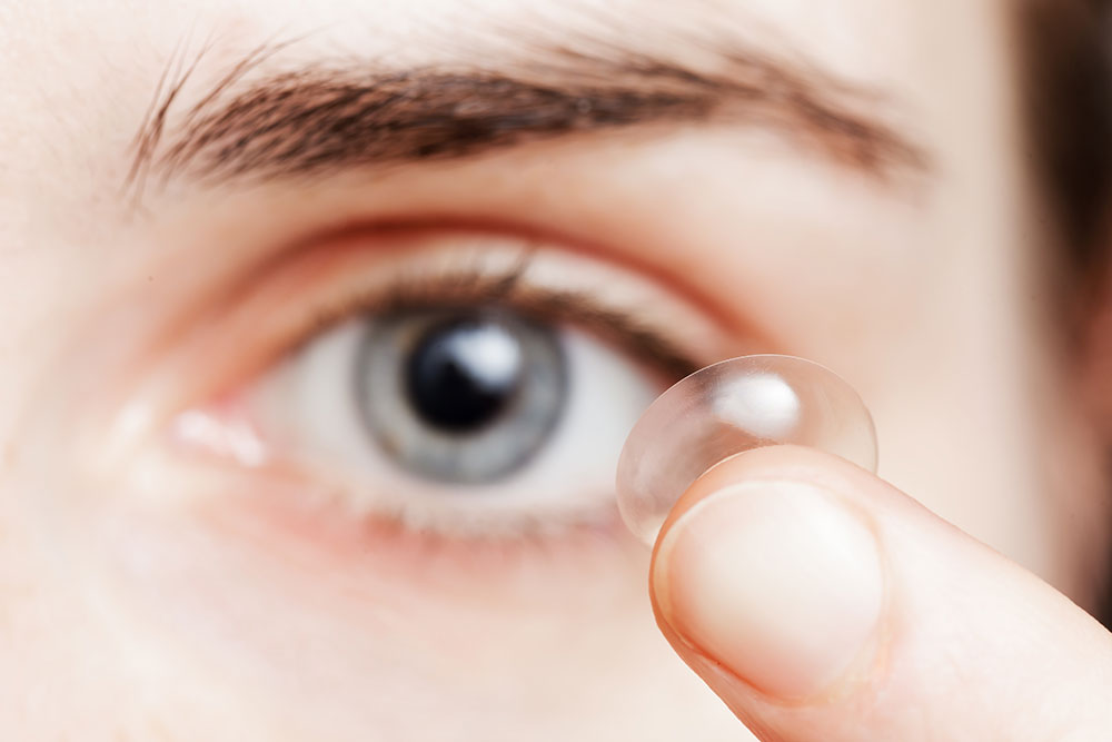 What Are the Problems With Multifocal Contact Lenses?