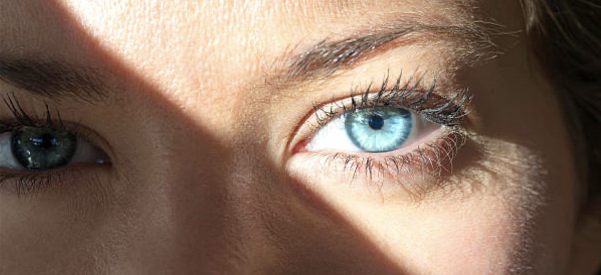 What Are the Symptoms of Sun Damage to the Eyes?